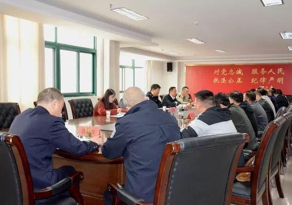 光山vs息县篮球直播视频,一场县域篮球热背后的技术、乡愁与流量密码 光山vs息县篮球直播视频,一场县域篮球热背后的技术、乡愁与流量密码